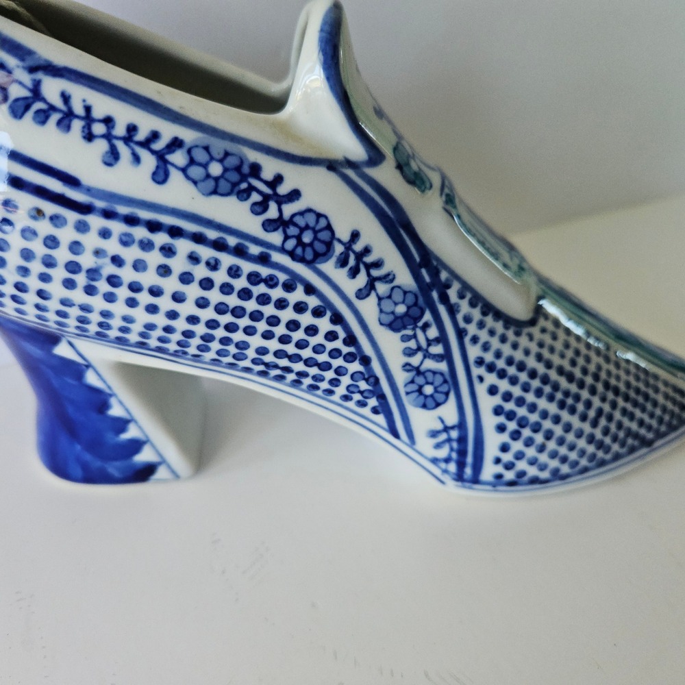 Vtg Delft Shoe Porcelain Blue and White Bud Vase Trinket Holder Heel - Picture 3 of 10